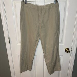 Banana Republic Chinos Classic Straight-Leg Flat Front 35 Waist 30 Length GUC